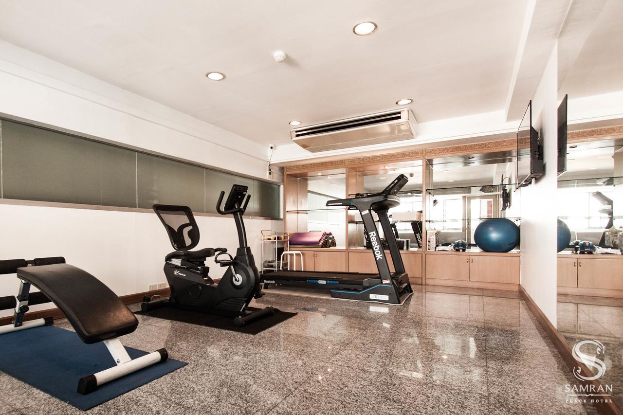 Samran Place Hotel Bangkok Bagian luar foto
